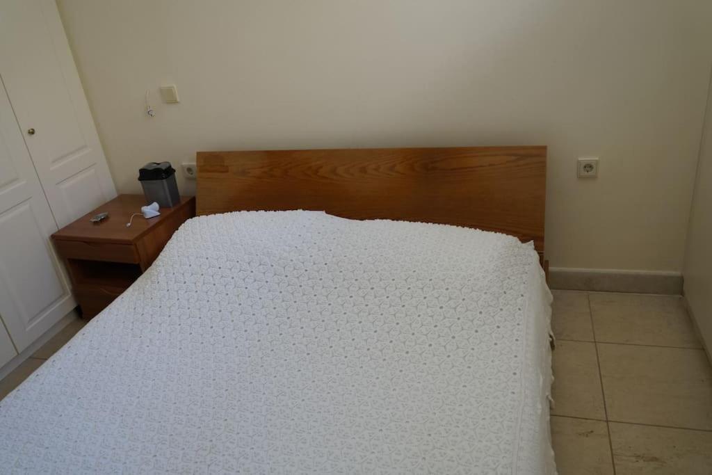 Dhráfi Apartment With A Garden, Bbq, Swimming Pool And Jacuzzi المظهر الخارجي الصورة