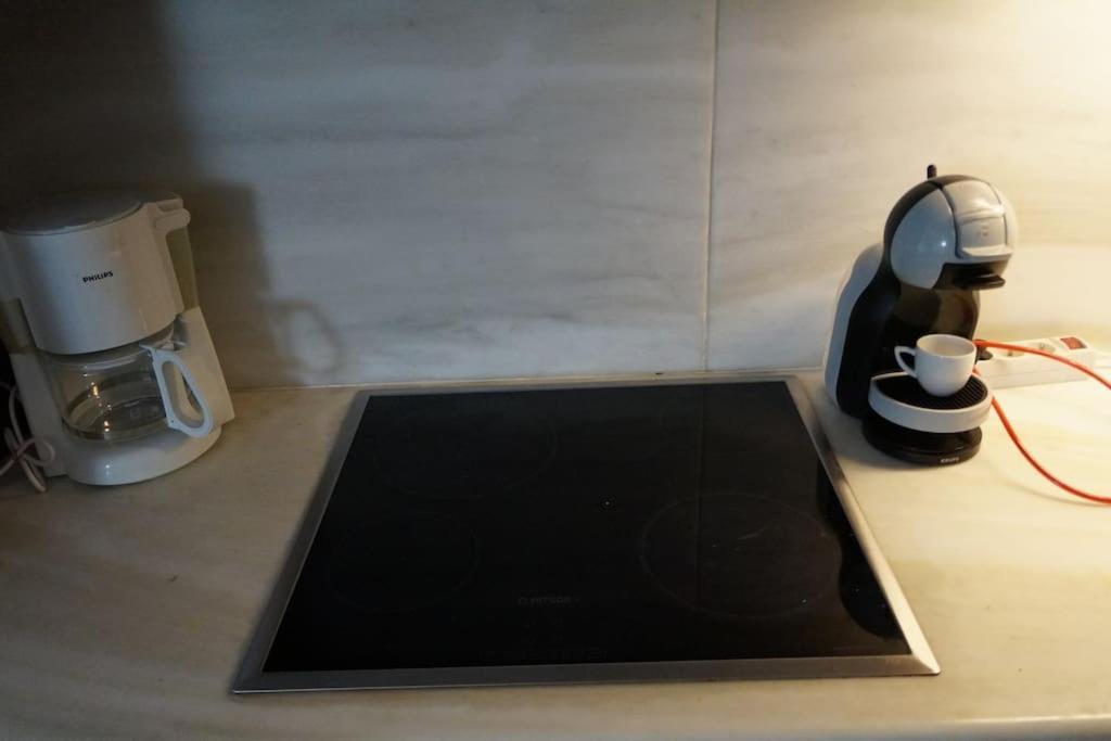 Dhráfi Apartment With A Garden, Bbq, Swimming Pool And Jacuzzi المظهر الخارجي الصورة